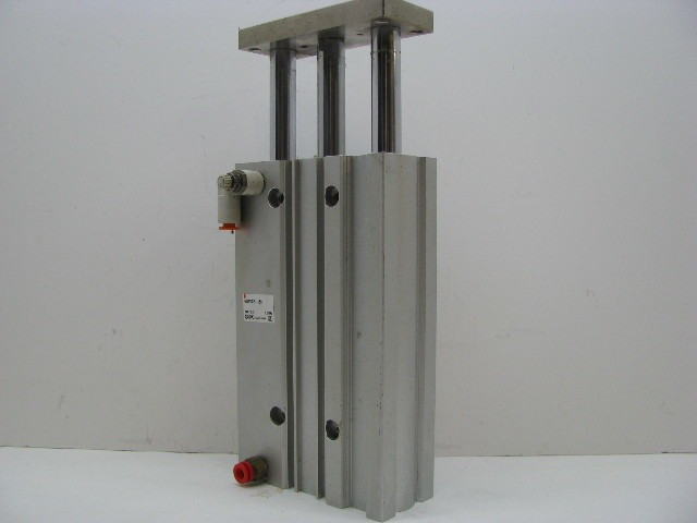 475004_4