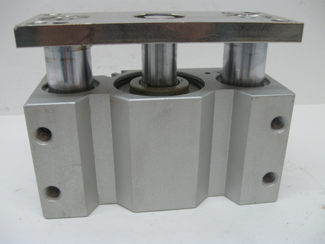 SMC MGQM50-25 Compact Guide Cylinder 50mm Bore 25mm Stroke