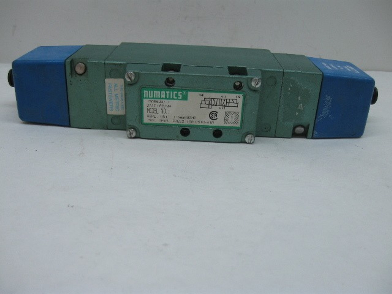 Numatics I12BB400MP Solenoid Valve