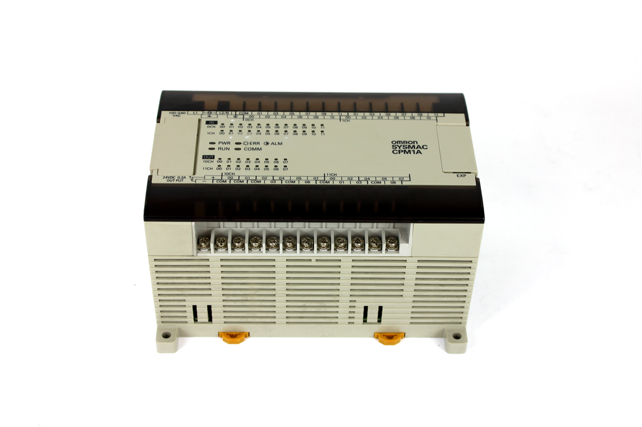 OMRON SYSMAC CPM1A-40CDR-A PROGRAMMABLE CONTROLLER 中古 Omron PLC