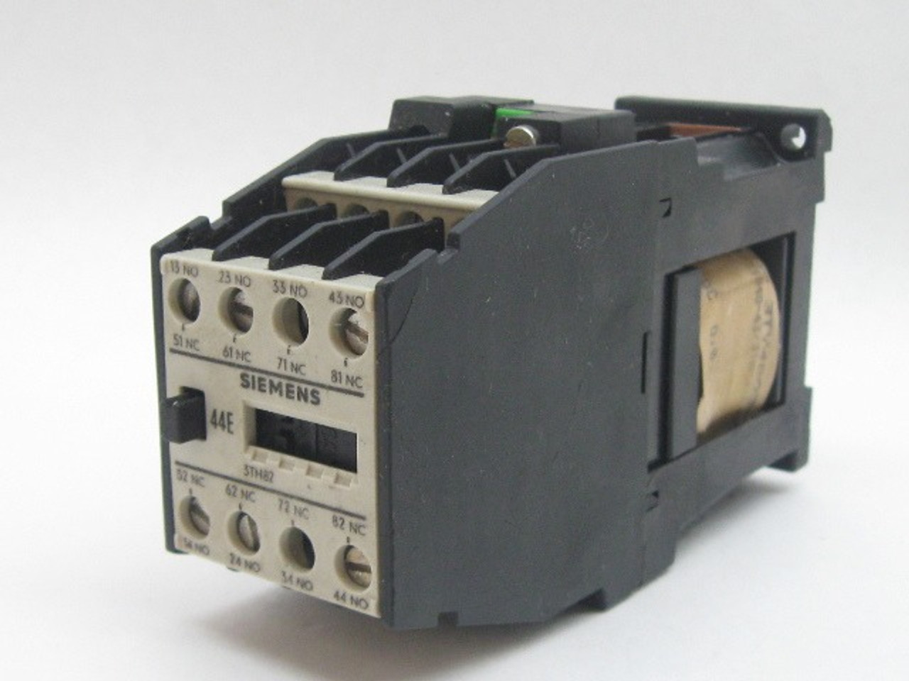 Siemens 3TH82 44-3B Contactor 24VDC Coil Voltage