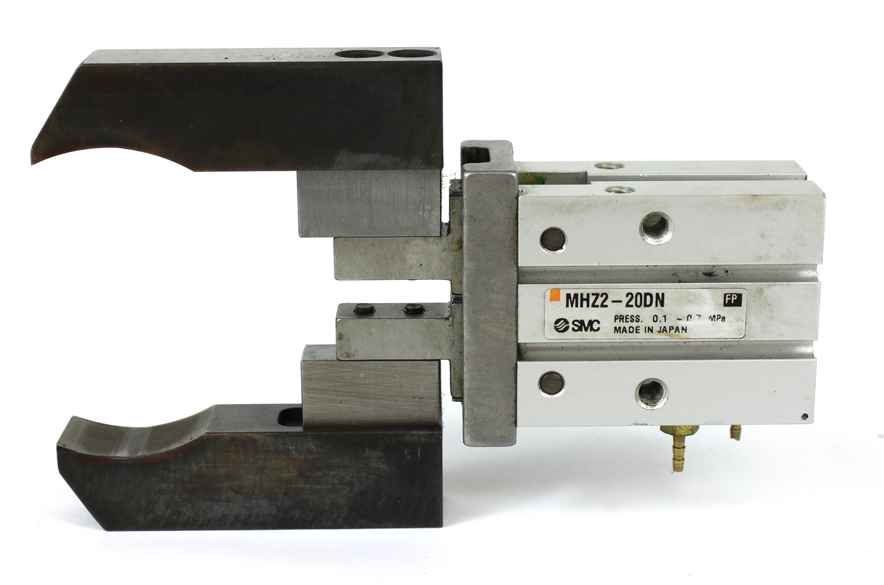 Préhenseur pneumatique SMC - réf. MHZ2-10D - Rubix