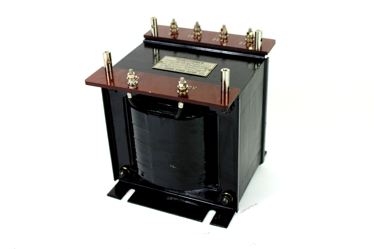 Kyoshin Keisoku 1-Phase Transformer, 800VA