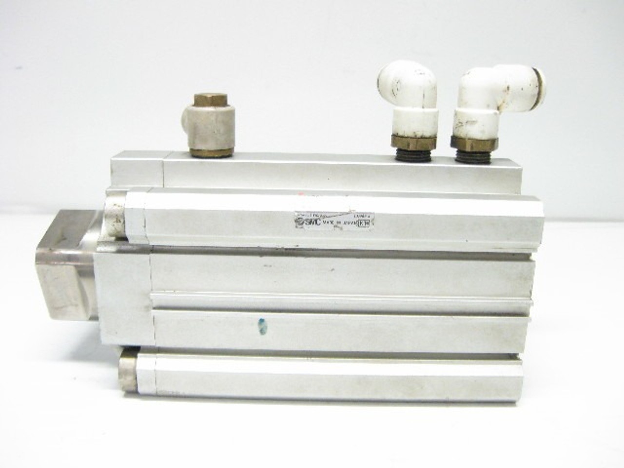 Smc RZQB63-50-25 Three Position Cylinder 63 MM Bore, 50 MM Full Stroke