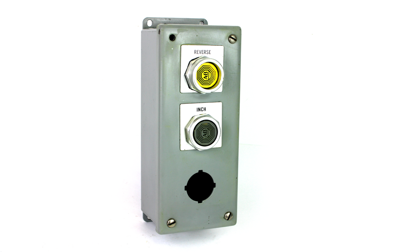 Hoffman E-3PB 3-Hole Pushbutton Enclosure