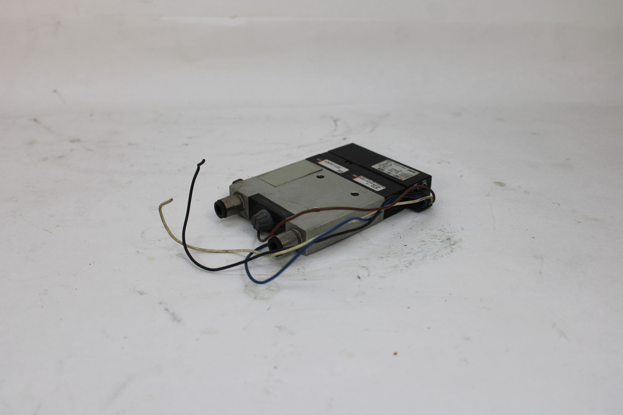 Smc Vacuum Ejector NZM072HT-E15CL W/ Vacuum Switch ZSE1-00-15CN