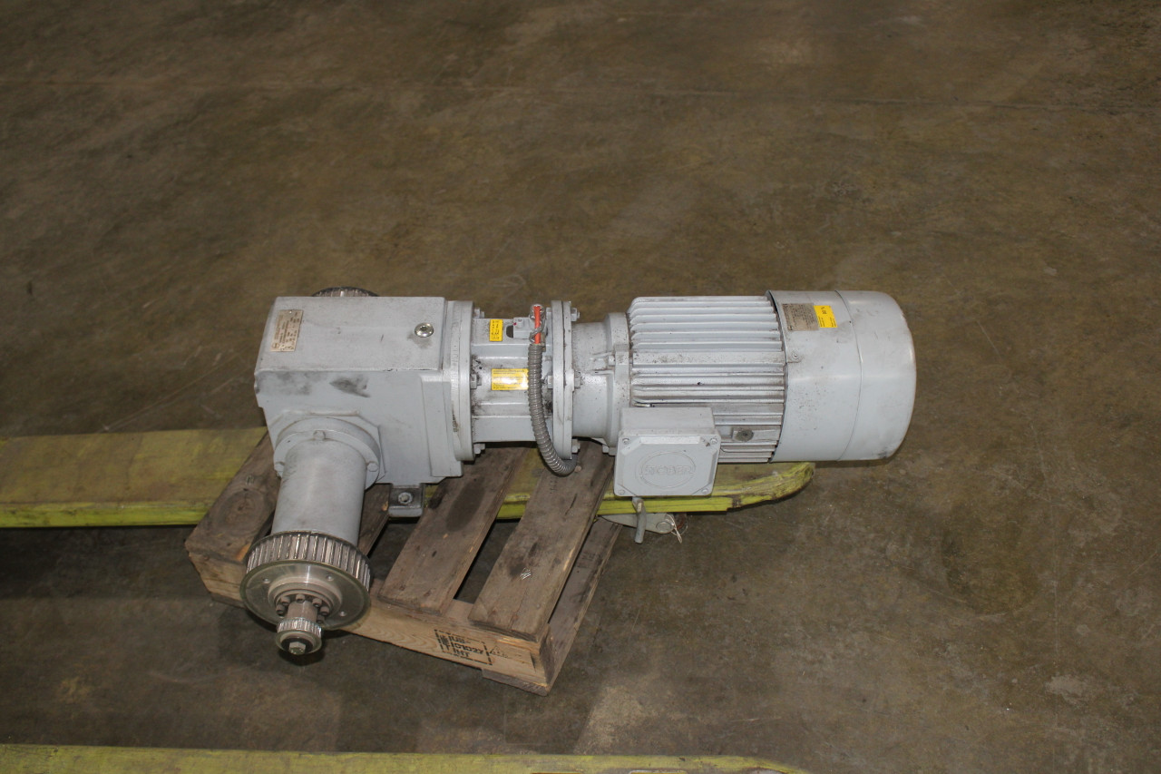 Stober B21R100LX4ST03 Gear Motor 3-Phase w/ K302VNG0115MR30D100L4 Gearbox