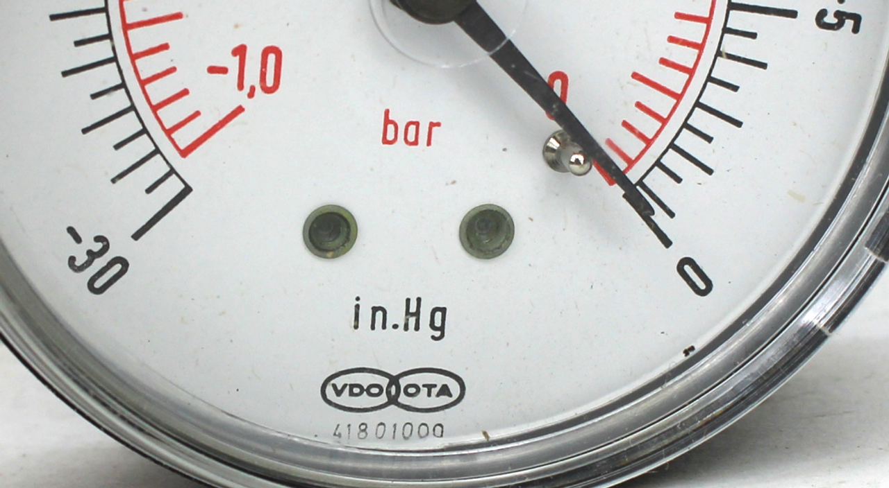 VDO 41801000 In.Hg/ Bar Pressure Gauge 2 1/2"