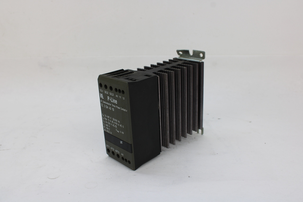 Holdwell SA-3P-40A-24V 3 Pole 40 Amp 24V Coil Definite