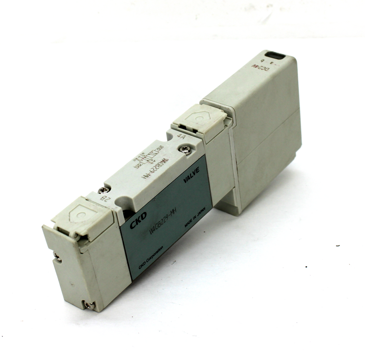 CKD W4GB229-MH Pneumatic Solenoid Valve 0.2~0.7MPa, 24VDC, NEW