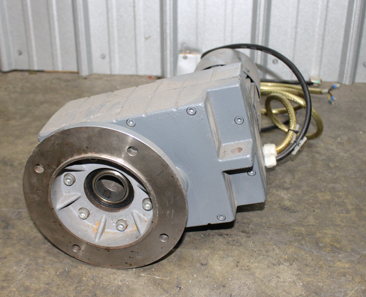 Lenze MDEMARS063-42 Electric Motor, 3 Phase w/ Gear Motor