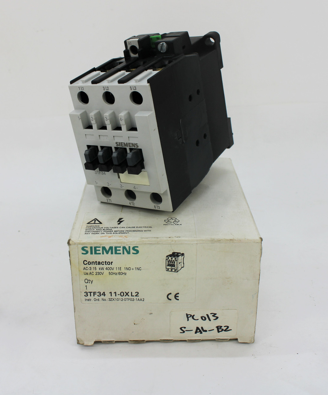 Siemens 3TF34 11-0XL2 Contactor