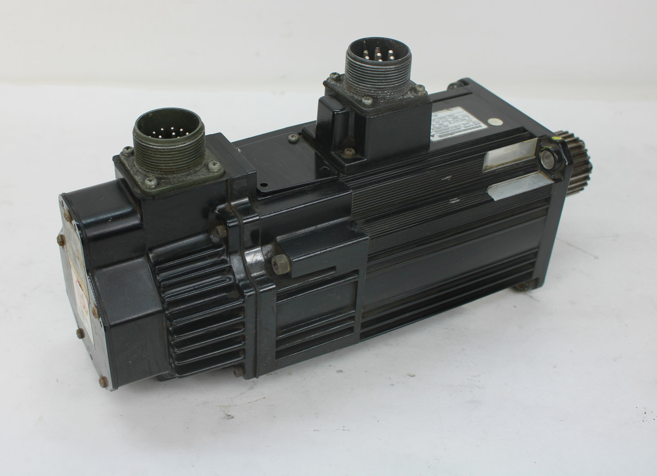 Yaskawa Electric SGMSH-15A2A-YR31 AC Servo Motor 1500W 200V 9.7A