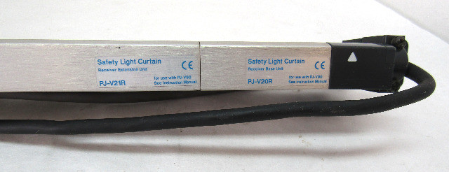 Keyence PJ-V20T/R Light Curtain Transmitter & Receiver Set w/(2)PJ-V21T/R & (1)PJ-V22T/R
