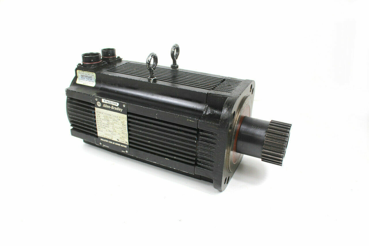 Allen Bradley 1326AB-B520F-21 Servo Motor 3.36Kw 3500 RPM 163333