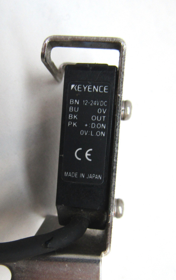 Keyence PZ-M31 Square Reflective Photoelectric Sensor Cable, 12-24V
