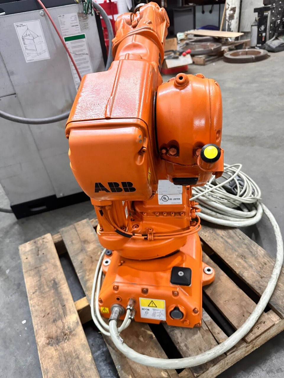 ABB IRB 140 with IRC5 M2004 Control, Teach Pendant, & All Cables
