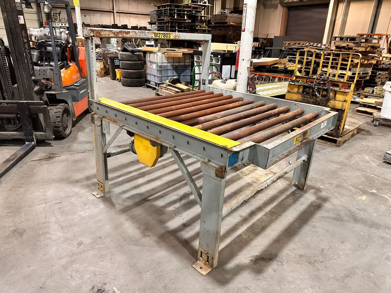 57 1/2" Wide x 72" Long Pallet Conveyor Powered Roller Conveyor