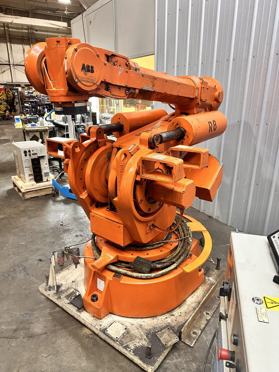 ABB IRB6400 - 2.4m Robot 150Kg Payload, S4C M97A Control System Teach Pendant