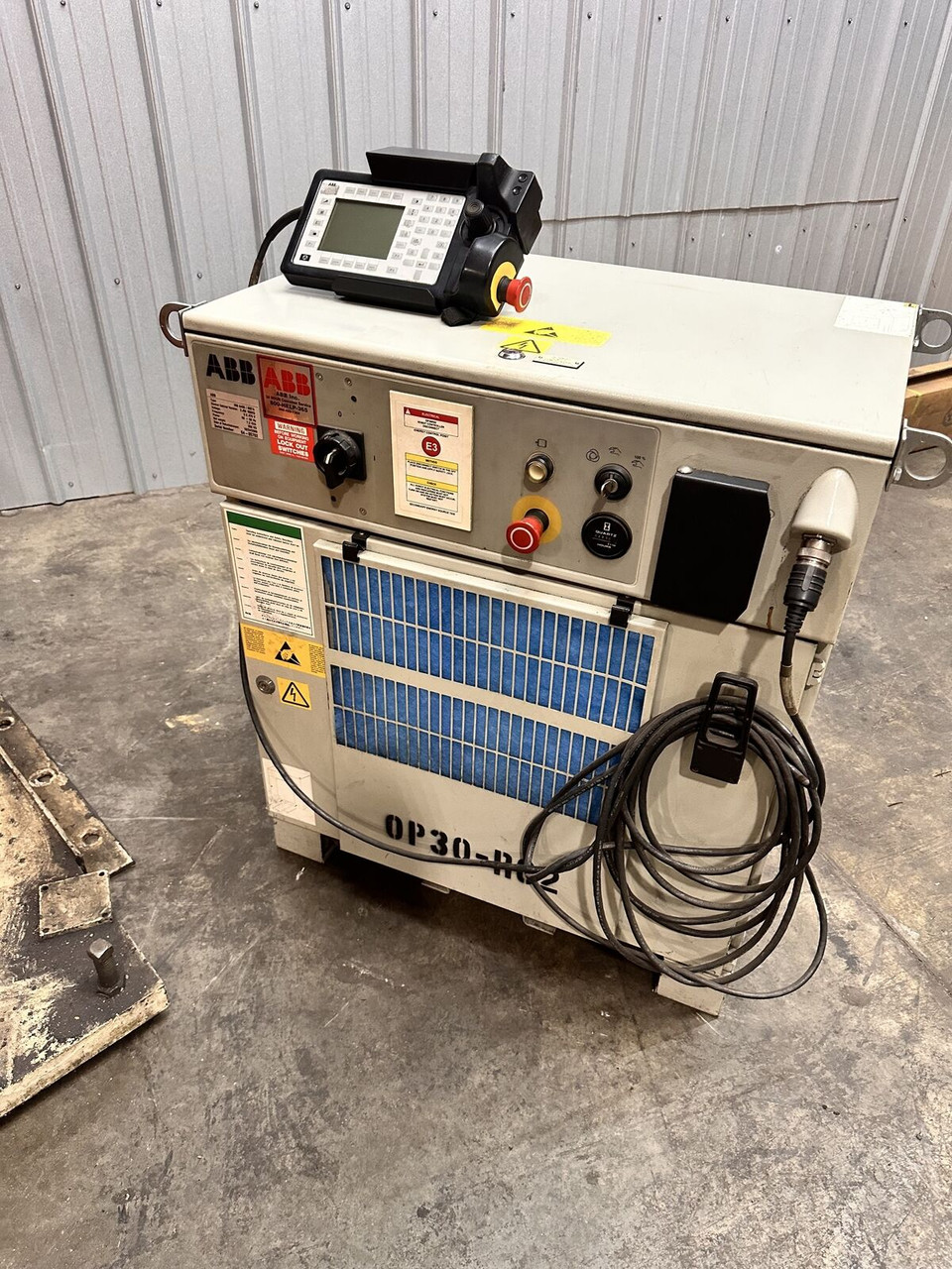 ABB IRB6400 - 2.4m Robot 150Kg Payload, S4C M97A Control System Teach Pendant