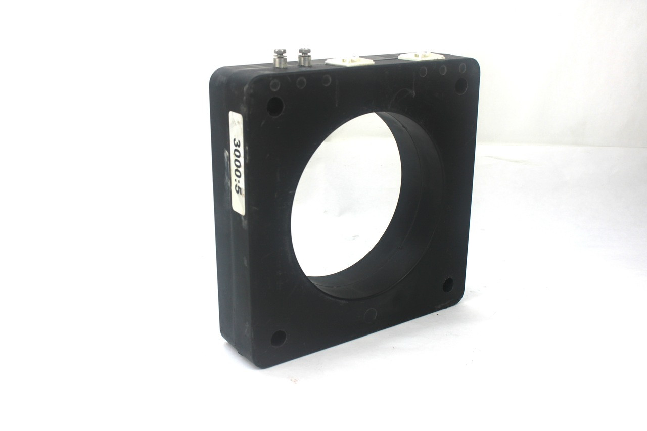 Square D 120R-302 Current Transformer 600V