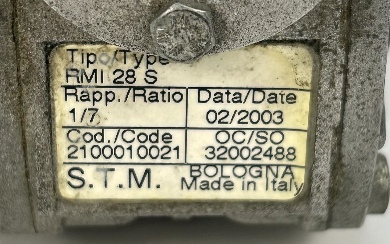 STM T56B41 Asynchronous Motor, 0.12/0.15 HP w/ RMI28S Gear Box