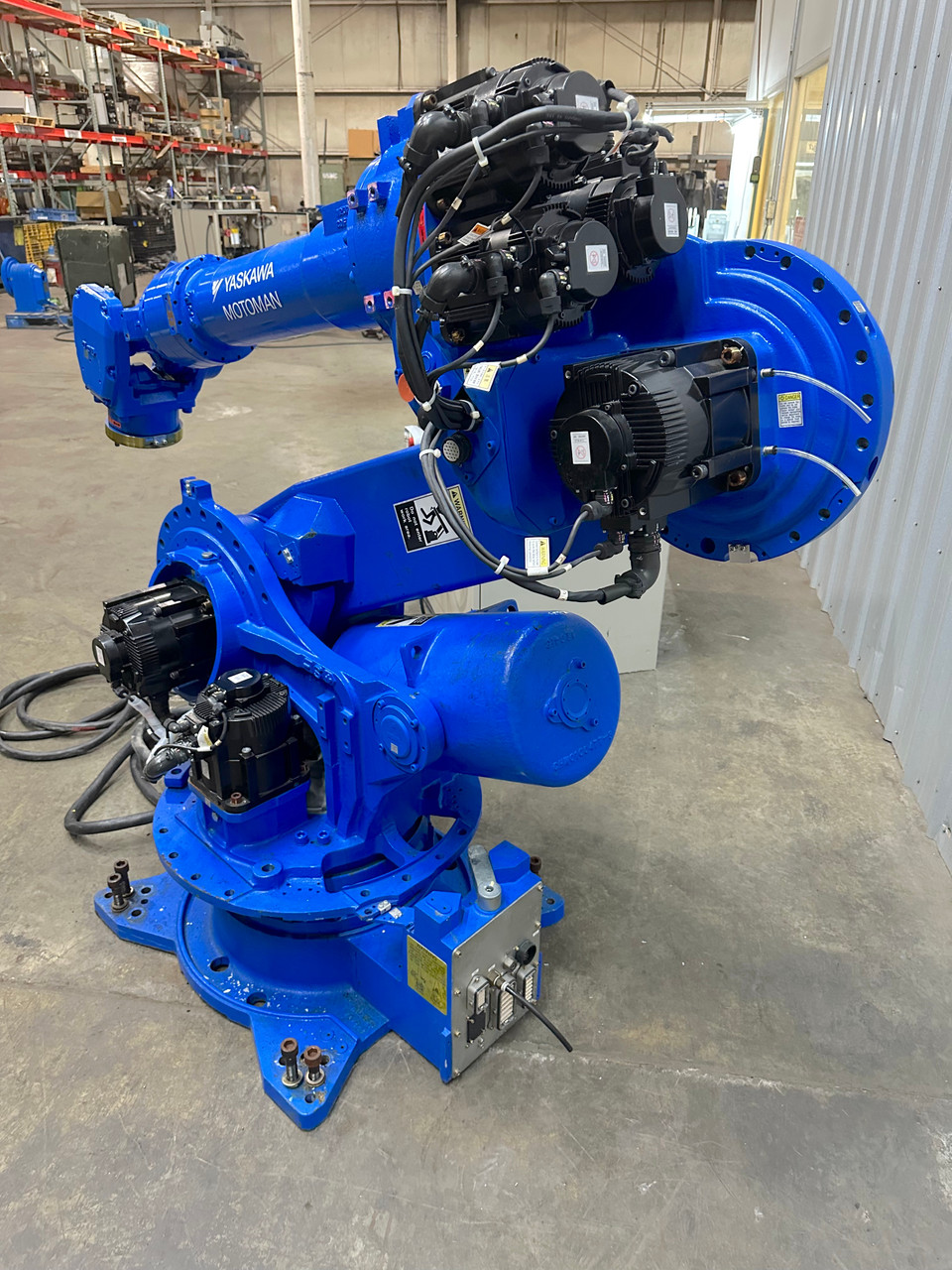Motoman ES165D Robot with DX100 Control 165Kg Payload 2651mm Reach