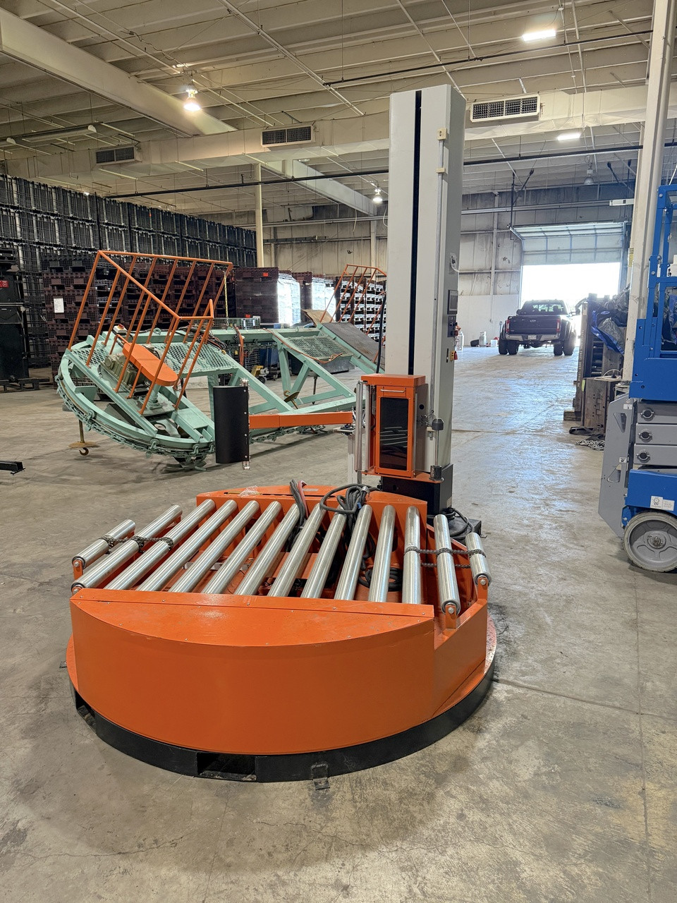 UCPack Automatic Stretch Wrap Machine / Pallet Wrapper w/ Film Cut & Clamp