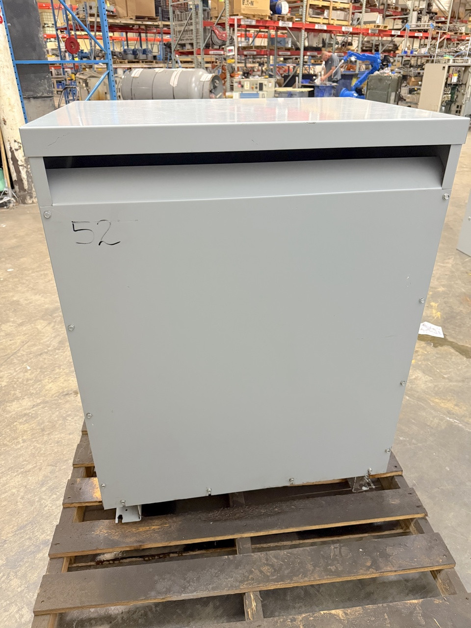 GE 112.5 Kva 3 Phase Transformer 480V x 240V Type 2 QL 9T23B3885