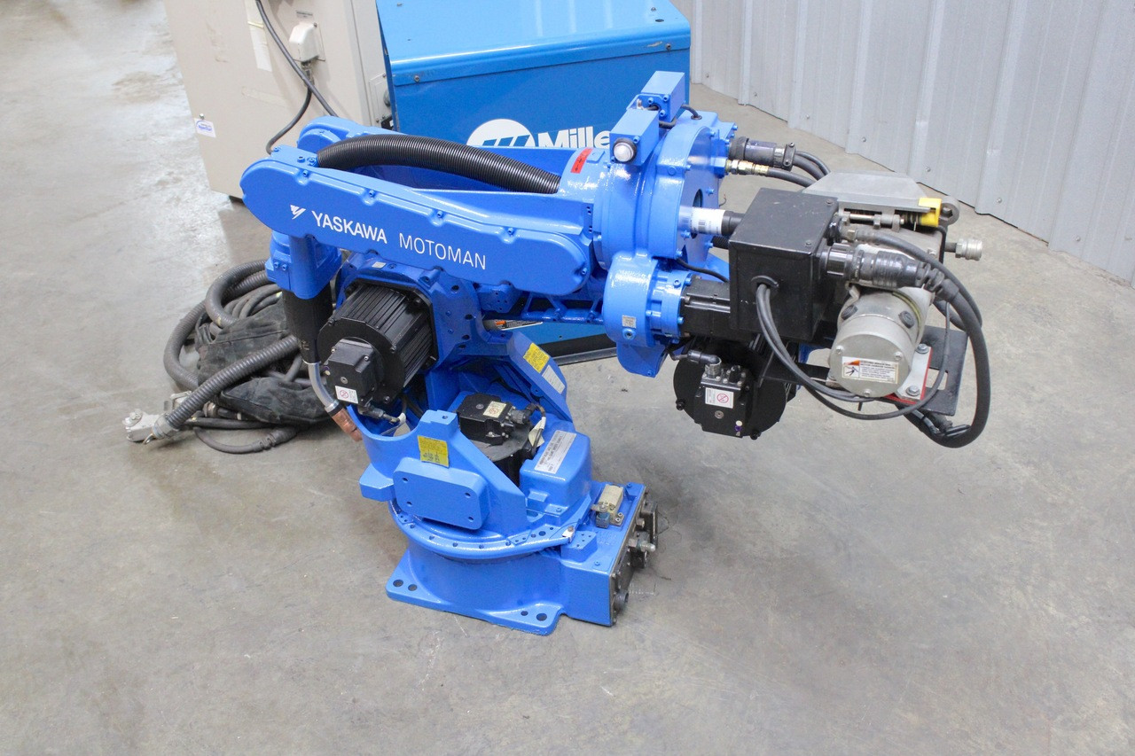 Motoman SSA-2000 Welding Robot NX100 Control Miller Auto Axcess 450 Welder