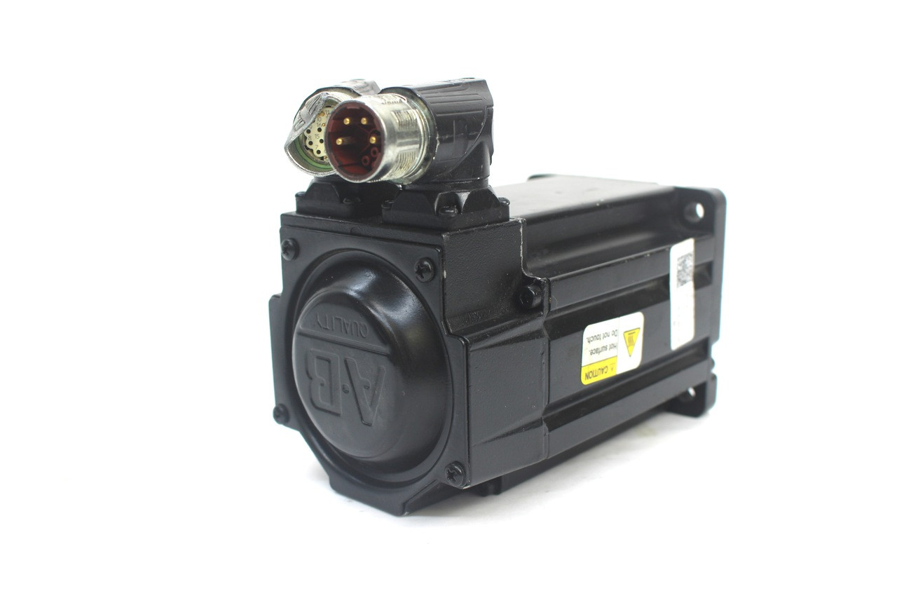 Allen Bradley MPL-B320P-MJ72AA  ( Parts Only)