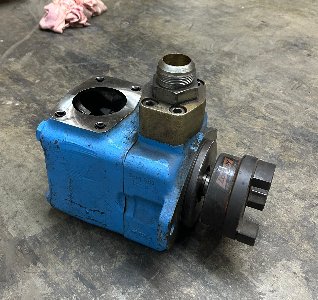 Vickers / Eaton 45V60A 1B22R