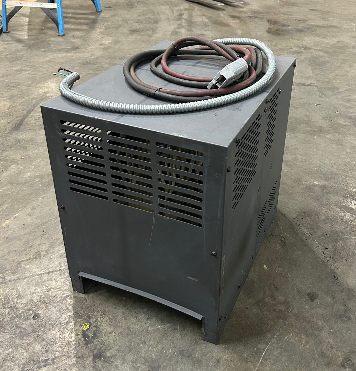 EnerSys EF1-18-680B Industrial Battery Charger
