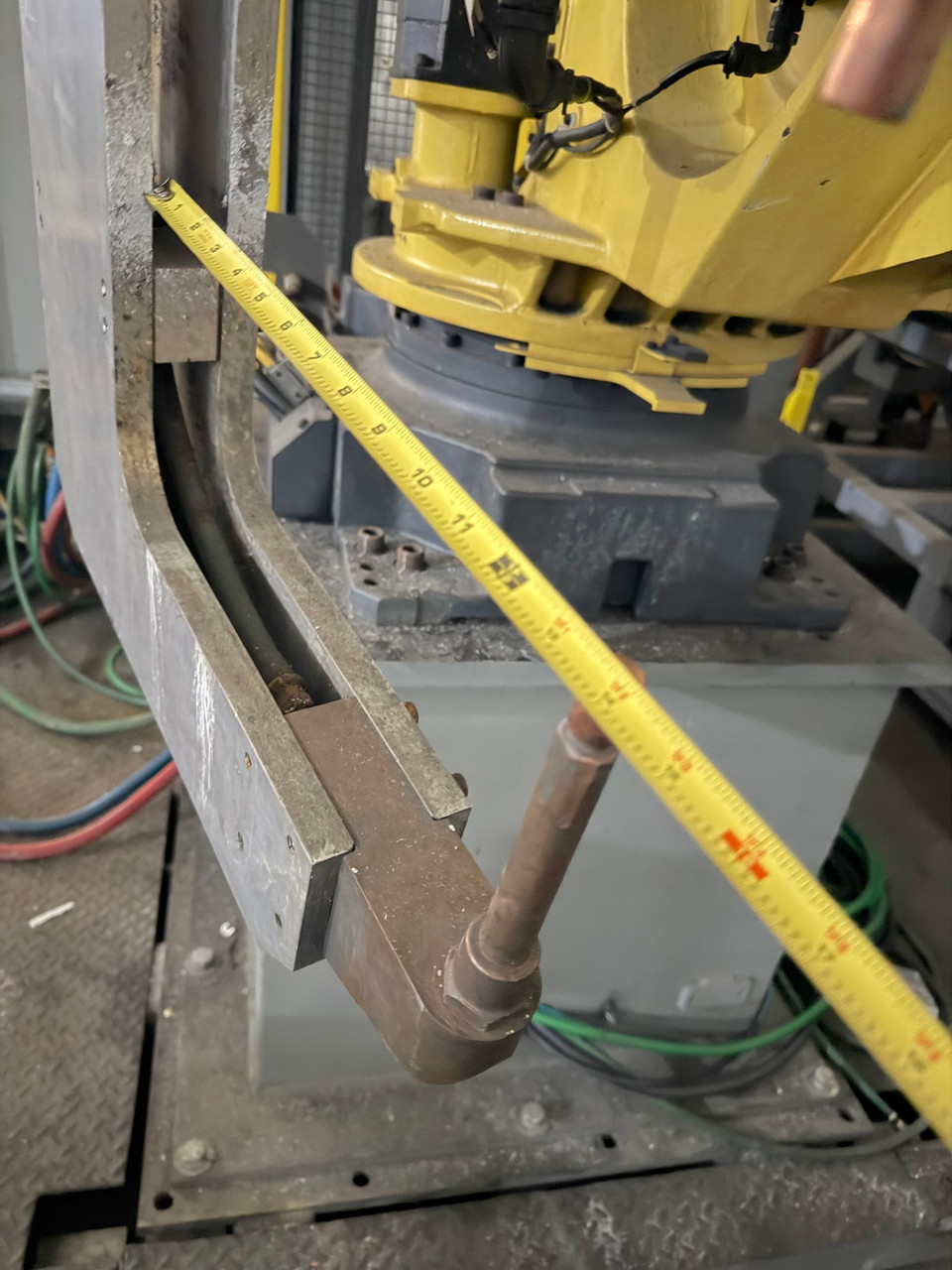 Fanuc R-2000iA/ 200FO Robot with R-J3iB Control, Turntable, ARO Spot Welder