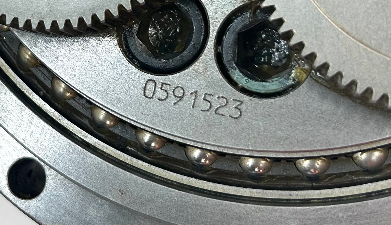 Fanuc A97L-0218-0384#320N-235 Three-Axis Gear Reducer