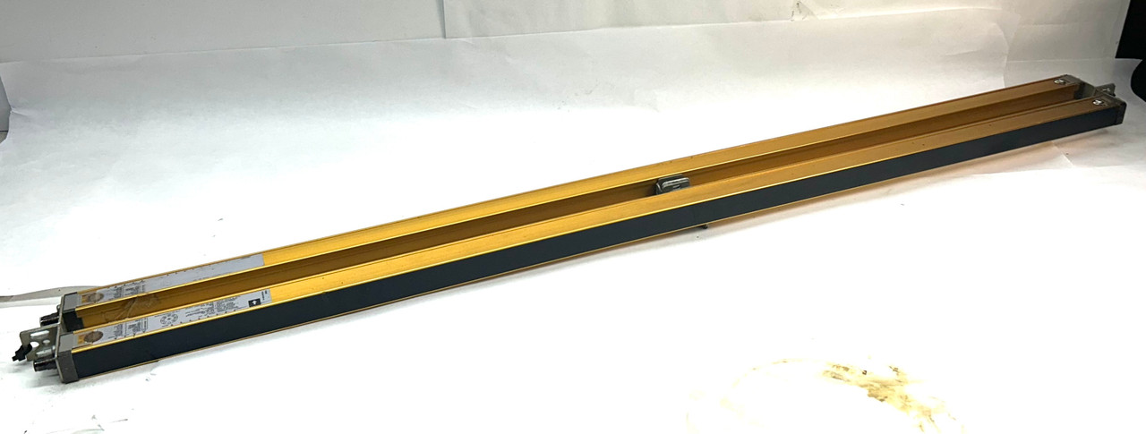 Omron F3SN-B1207P25 Safety Light Curtain Set