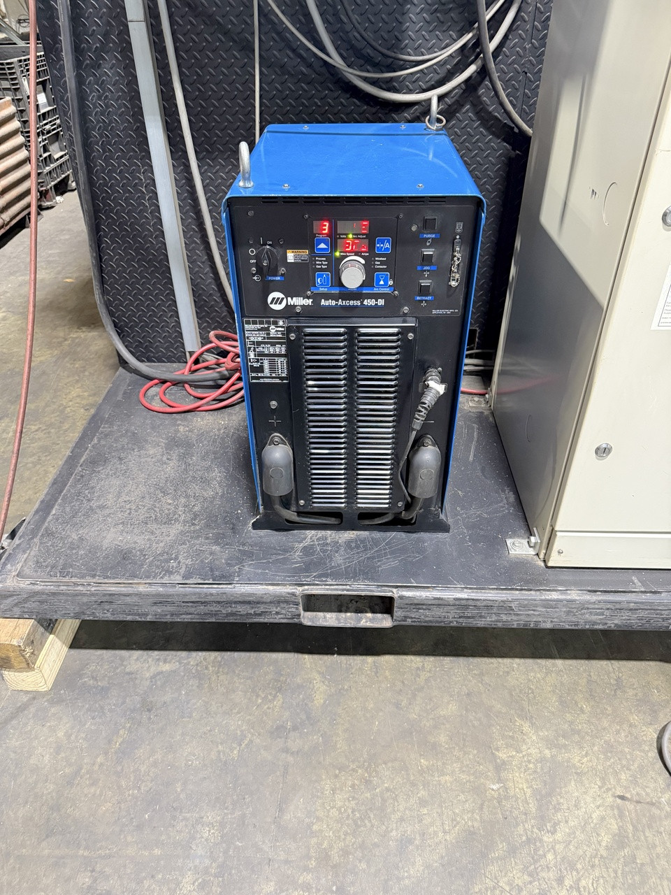 Motoman MA1900 Robotic Weld Cell DX100 Control, Miller Auto Axcess 450-DI Welder