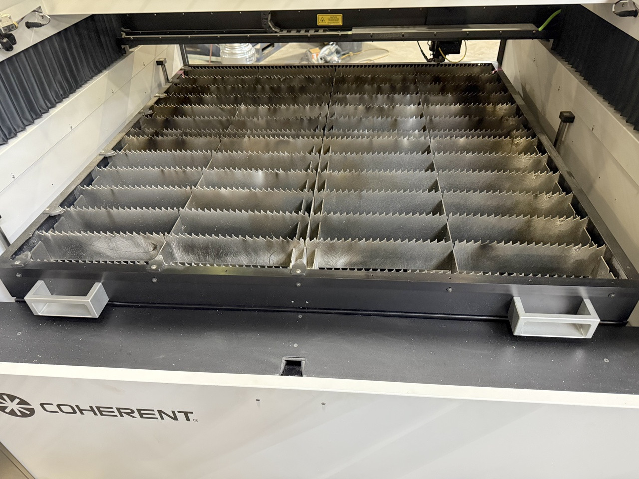 Coherent Meta 10C CNC Laser Cutting System 1000W Koolant Koolers