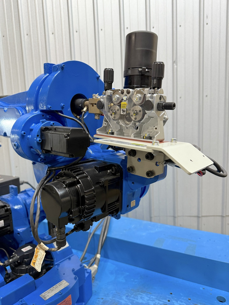 Motoman MA1400 Welding Robot DX100 Control w/ Motoweld X350 WARRANTY