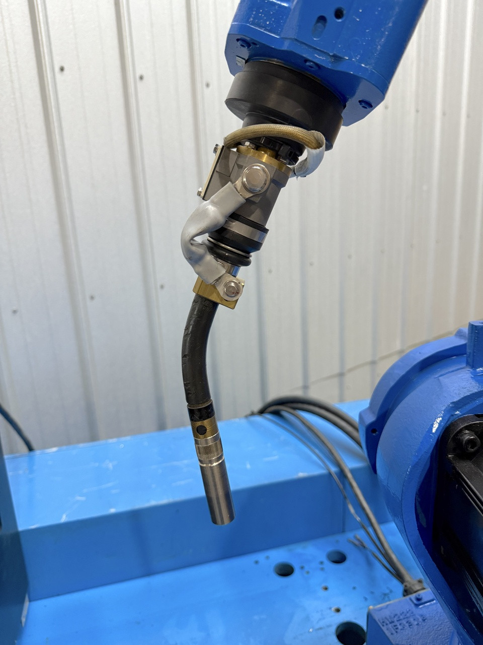 Motoman MA1400 Welding Robot DX100 Control w/ Motoweld X350 WARRANTY