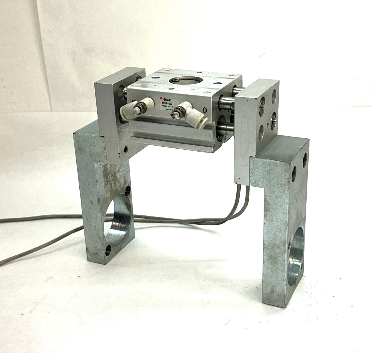 SMC MHL2-20D Pneumatic Parallel Gripper