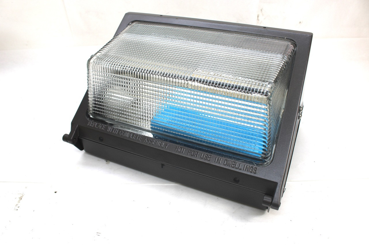 Lithoina Lighting Cast/Glasd Wall Pack TWR1 150M New Open Box Lighting