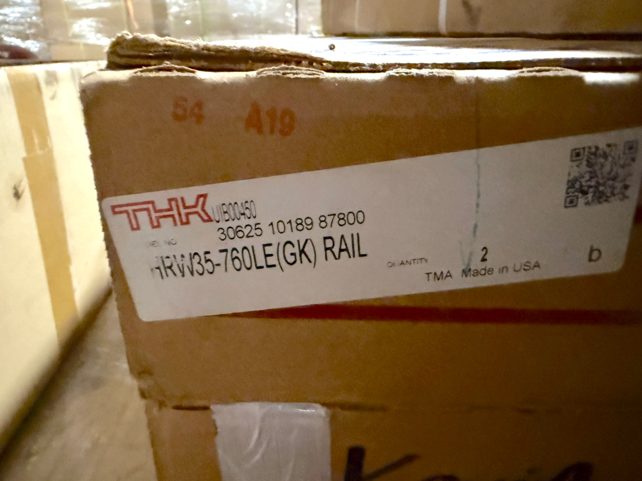 THK HRW35-760LE (GK) Linear Guide Rail 35mm Wide Rail NEW