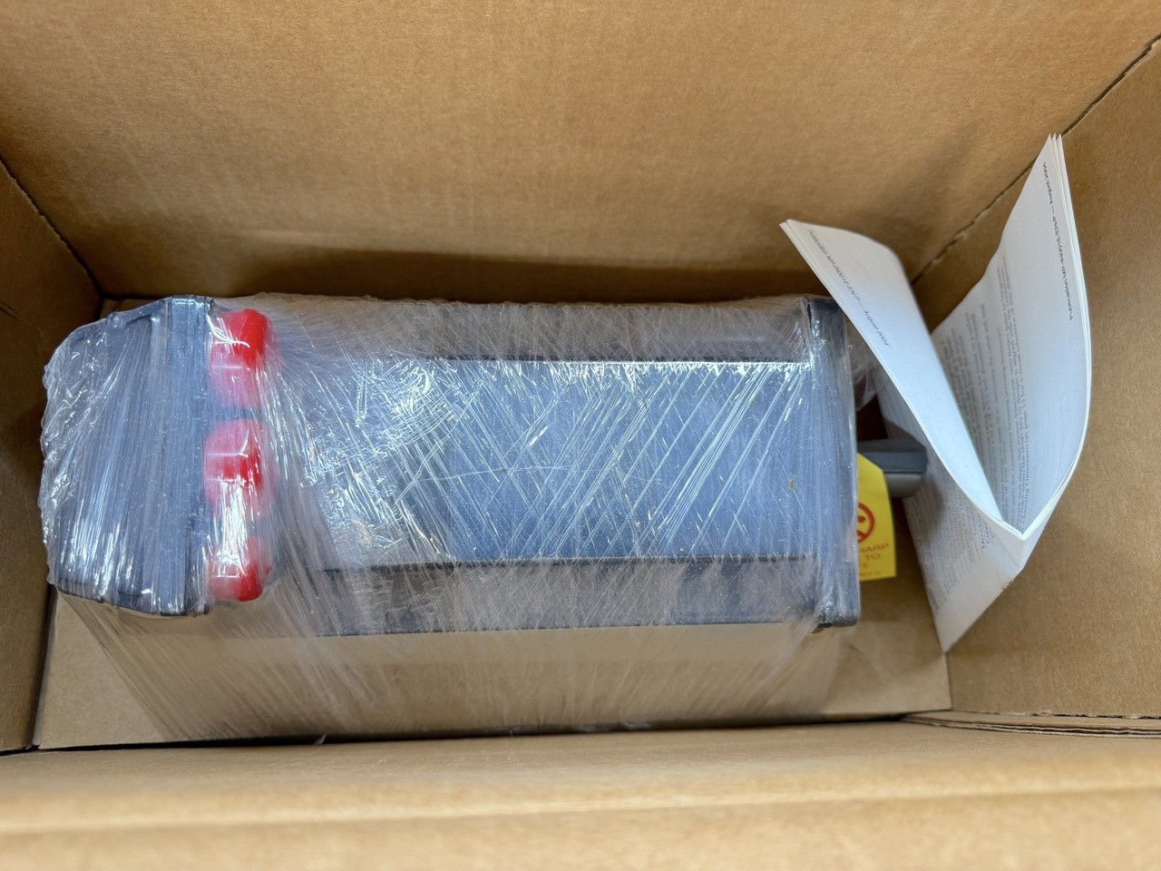 Allen Bradley MPL-B4540F-MJ24AA Inverted Duty AC Servo Motor, 3 Phase