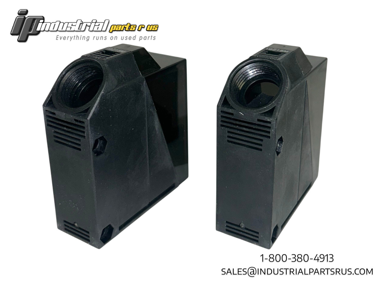 Omron E3JM-10M4-N Photoelectric Switch, 24-240VAC, 12-240VDC