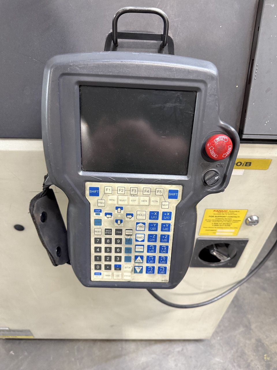 Fanuc R-2000iB/165F Robot R-J3iC Control Teach Pendant 165Kg Payload w/ Base