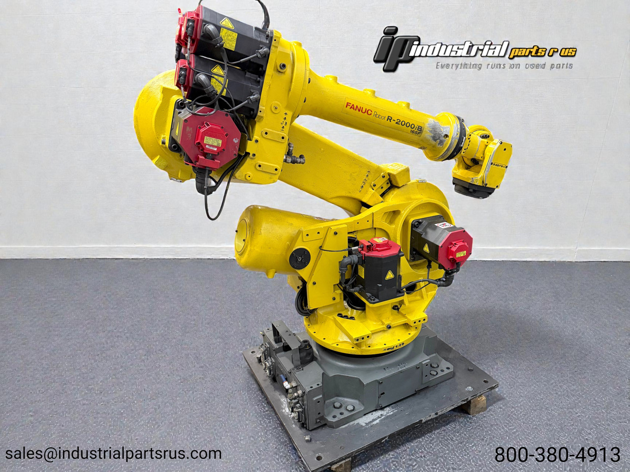 Fanuc R-2000iB/165F Robot R-J3iC Control Teach Pendant 165Kg Payload w/ Base