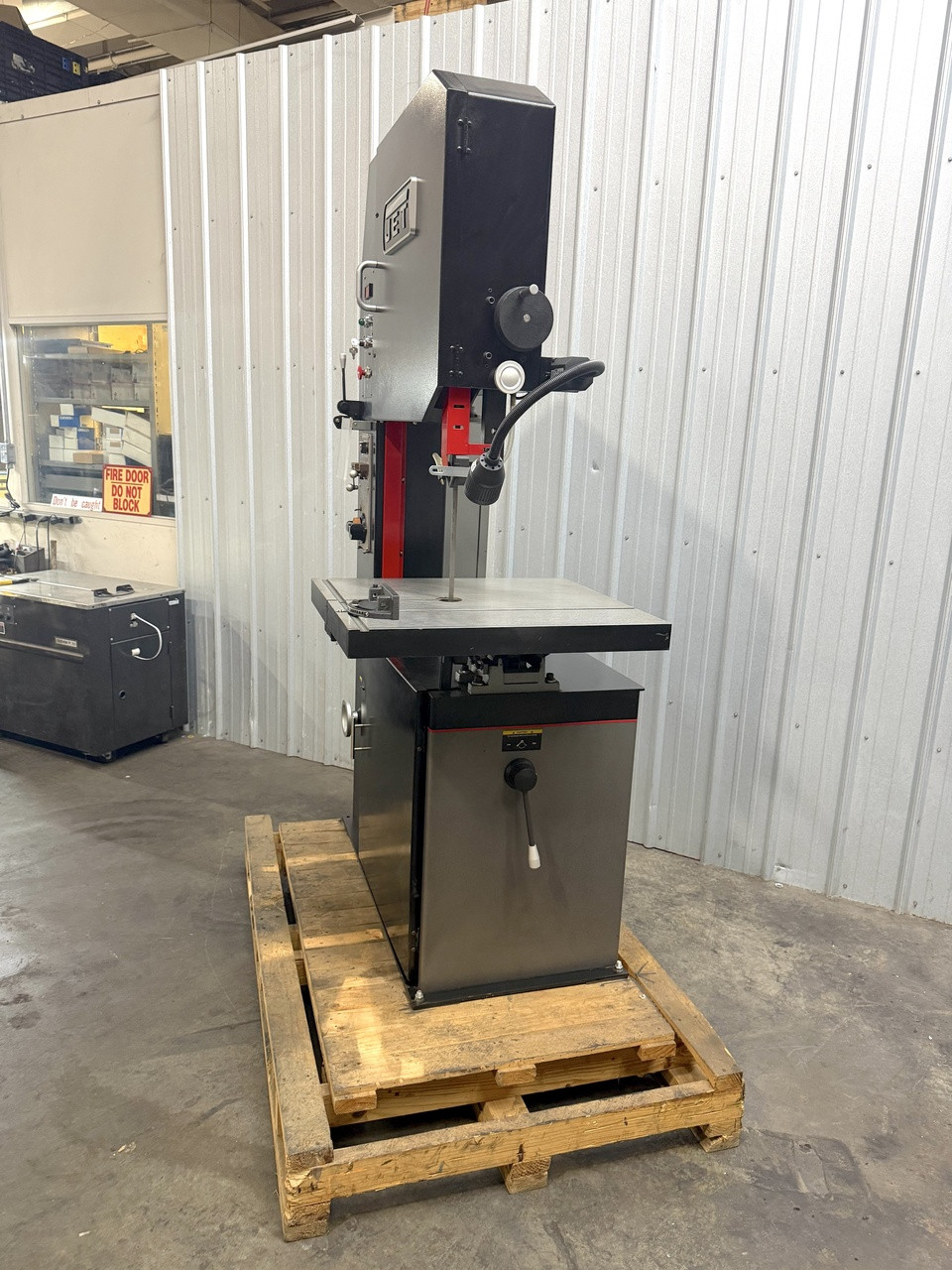 Jet EVBS-26 Bandsaw - Supplemental Photo