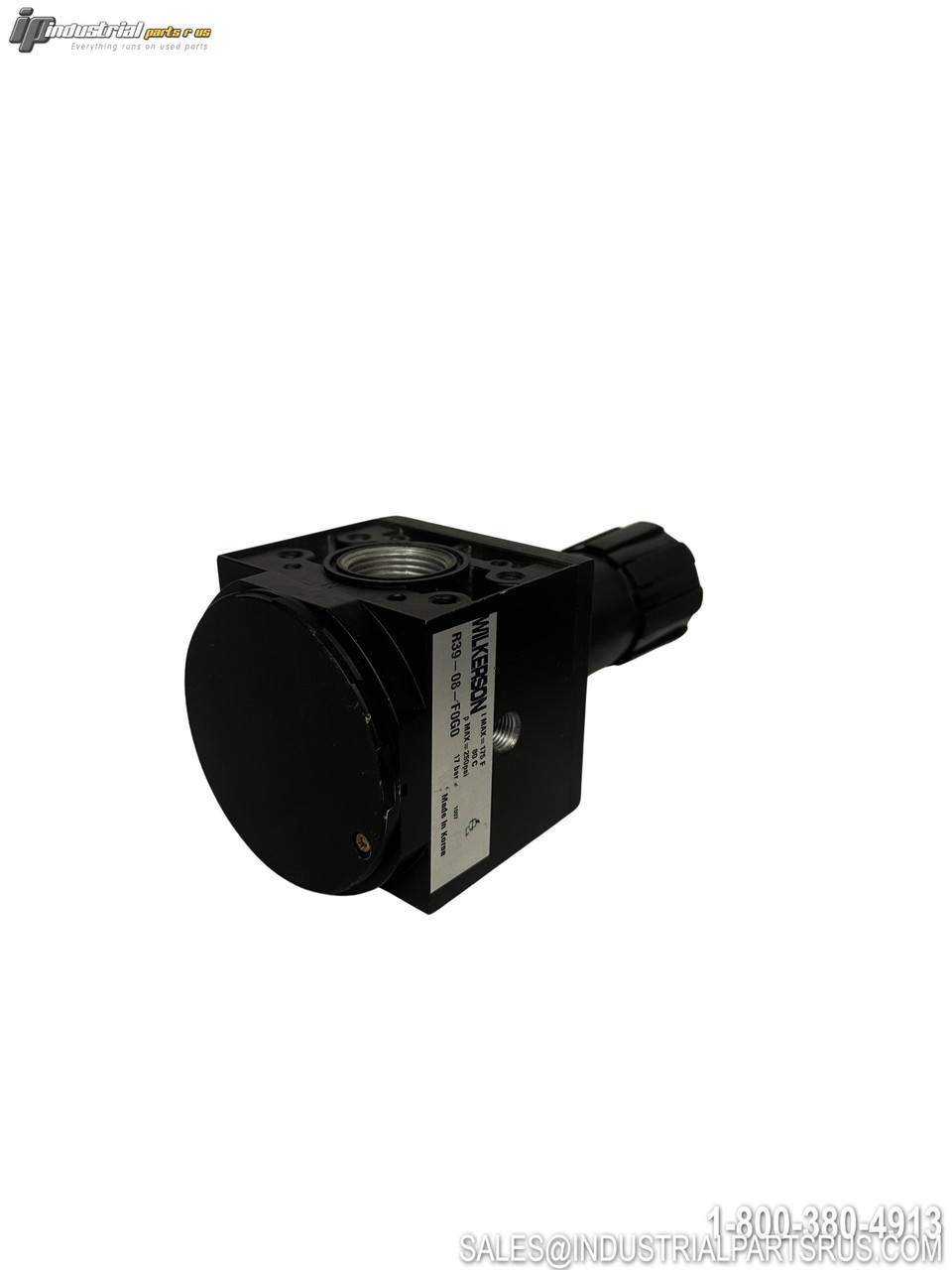 WILKERSON R39-08-F0G0 Air Regulator with pressure gauge, threaded ports, and black metal construction