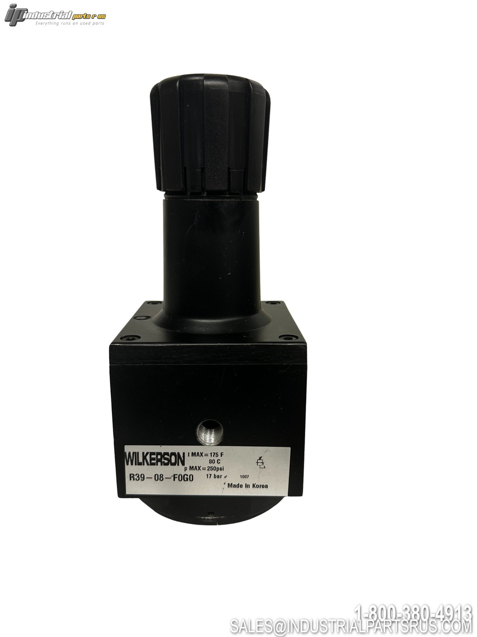 WILKERSON R39-08-F0G0 Air Regulator with Manual Adjustment Knob and Panel Mount Design Black Housing